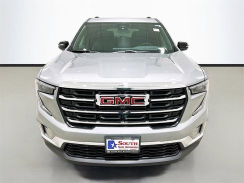 New 2026 GMC Acadia Elevation image 2