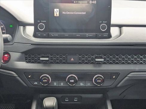 Certified 2025 Honda Accord SE image 14