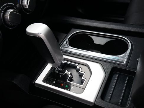 Used 2015 Toyota Tundra SR5 image 21