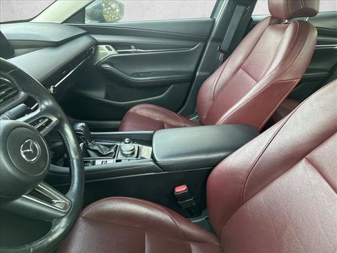 Used 2023 MAZDA MAZDA3 s image 13