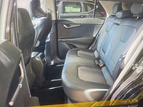 Used 2023 Kia Niro Wind FWD image 12