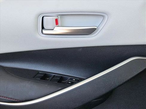 Used 2024 Toyota Corolla SE image 6