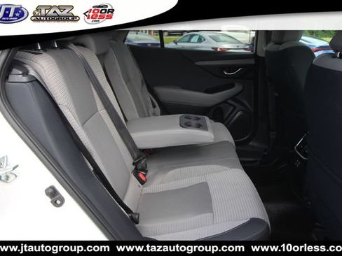 Used 2024 Subaru Outback Premium AWD/4WD image 13