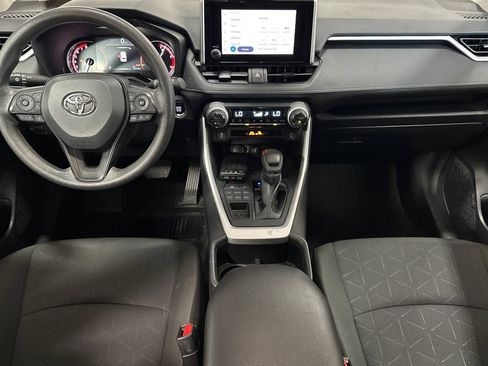 Certified 2025 Toyota RAV4 XLE AWD/4WD image 16