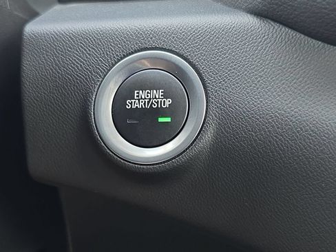 Used 2024 GMC Terrain SLT w/ Infotainment Package II AWD/4WD image 19