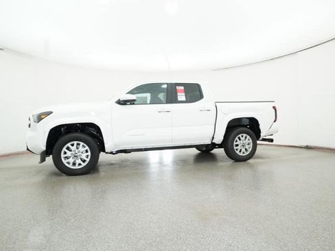 New 2025 Toyota Tacoma SR5 image 37