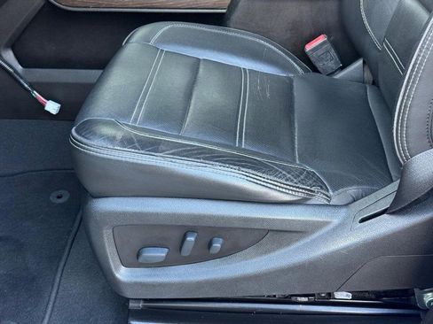 Used 2019 GMC Sierra 2500 Denali w/ Duramax Plus Package image 21