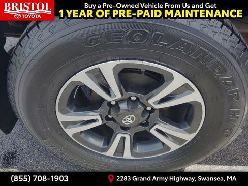 Used 2017 Toyota Tacoma TRD Sport w/ Tow Package (A/T) AWD/4WD image 13