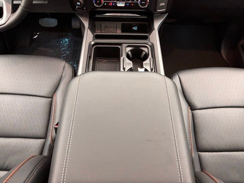 New 2026 Ford F350 Lariat w/ Black Appearance Package image 7