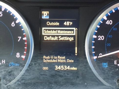 Used 2019 Toyota Highlander LE image 23