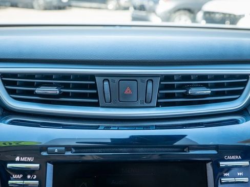 Used 2024 Nissan Murano Platinum w/ Cargo Package image 24