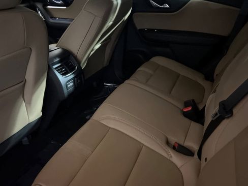 Used 2024 Chevrolet Blazer Premier w/ Enhanced Convenience Package image 5