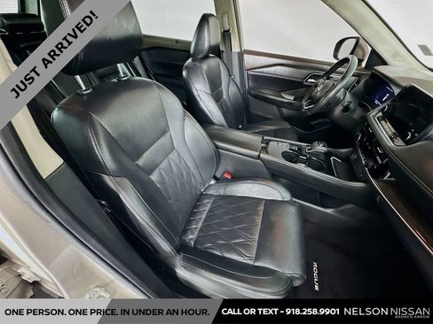 Used 2022 Nissan Rogue Platinum w/ Head-Up Display Package FWD image 30