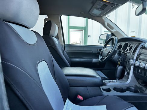 Used 2012 Toyota Tundra 4x4 Double Cab image 12