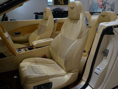 Used 2013 Bentley Continental GT image 19