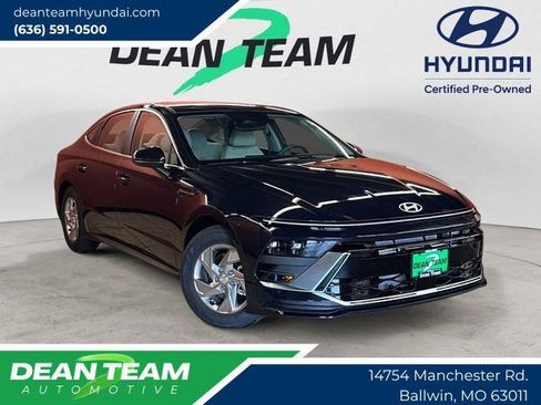 Certified 2025 Hyundai Sonata SE image 1