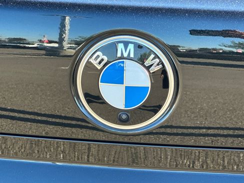 Used 2025 BMW 740i RWD image 49
