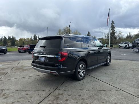 Used 2024 Ford Expedition Max Limited image 5