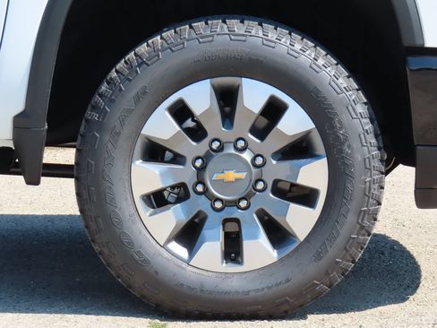 New 2026 Chevrolet Silverado 2500 Custom w/ Custom Convenience Package AWD/4WD image 13