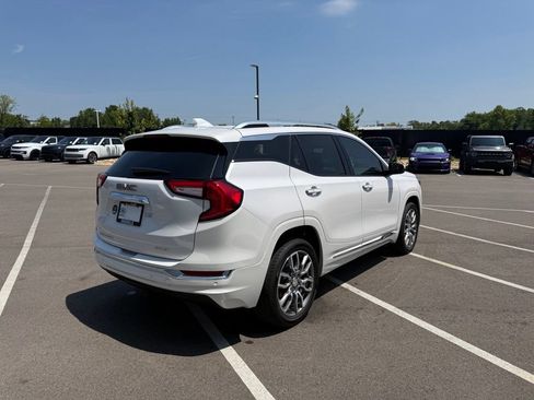 Used 2022 GMC Terrain Denali AWD/4WD image 8