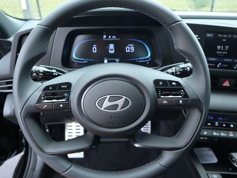 New 2026 Hyundai Elantra SEL Sport Premium FWD image 3