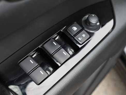 Used 2023 MAZDA CX-5 AWD 2.5 S w/ Select Package image 11