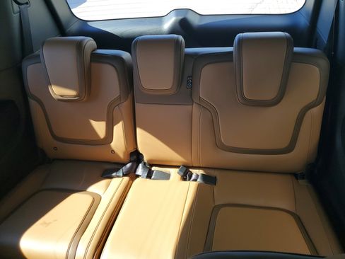 New 2026 Nissan Armada SL w/ Captain's Chari Seat Package image 23