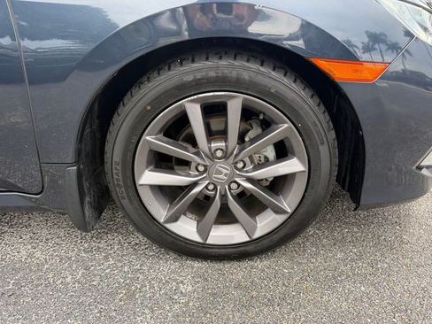 Used 2020 Honda Civic EX image 19