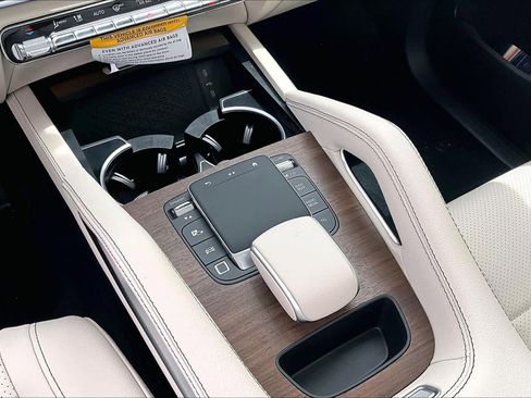 New 2026 Mercedes-Benz GLE 450 4MATIC image 11