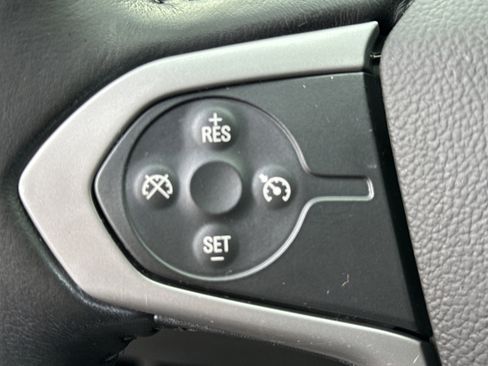 Certified 2022 Chevrolet Colorado LT w/ LT Convenience Package image 24