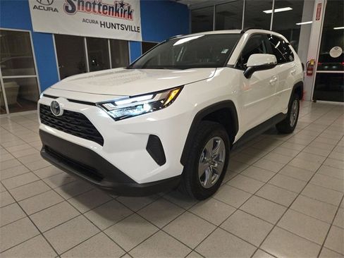 Used 2024 Toyota RAV4 LE image 4