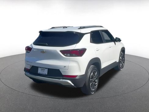 Used 2025 Chevrolet TrailBlazer LT image 11