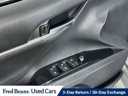 Used 2019 Toyota Camry XSE FWD image 25