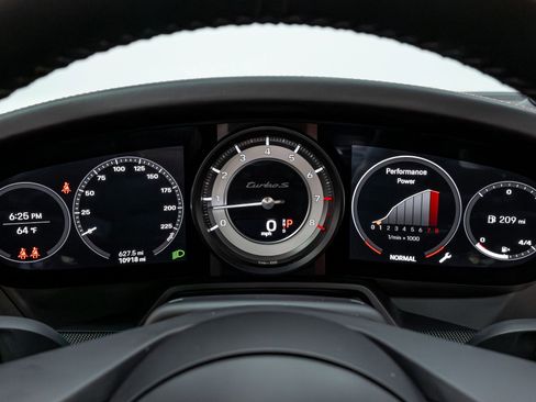 Used 2021 Porsche 911 Turbo S image 10