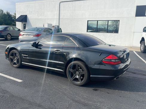 Used 2009 Mercedes-Benz SL 550 image 3