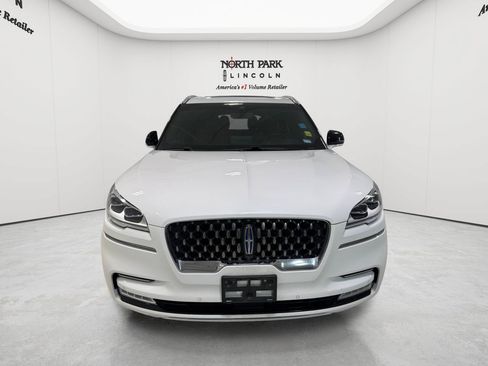 Used 2020 Lincoln Aviator Grand Touring w/ Equipment Group 302A AWD/4WD image 8