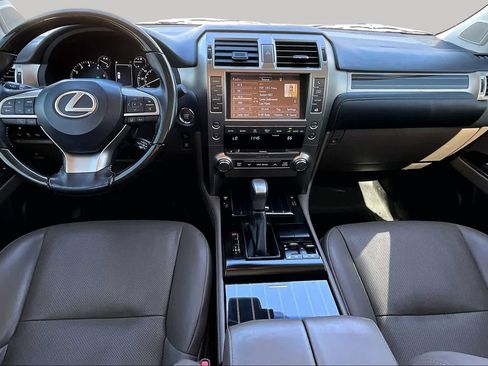 Used 2020 Lexus GX 460 Premium w/ Premium Package AWD/4WD image 29