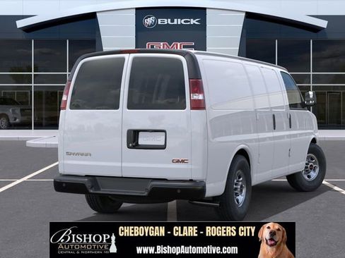 New 2026 GMC Savana 3500 w/ Driver Convenience Package RWD image 4