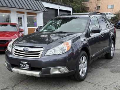 Used 2011 Subaru Outback 2.5i Limited w/ PWR Moonroof Pkg