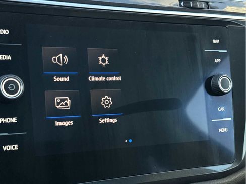 Certified 2020 Volkswagen Tiguan SEL image 40