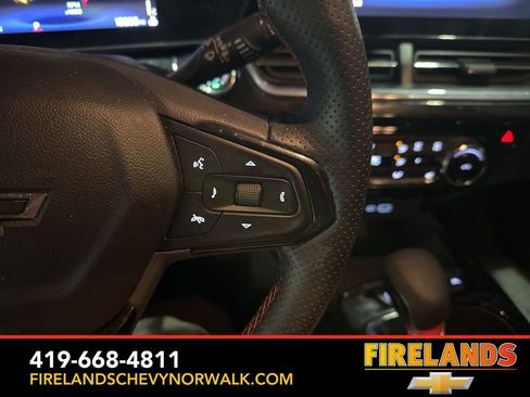 Used 2025 Chevrolet Trax RS w/ Driver Confidence Package image 18