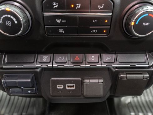 Used 2021 Chevrolet Silverado 2500 W/T w/ WT Fleet Convenience Package AWD/4WD image 21