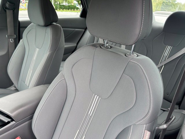 Used 2022 Hyundai Elantra SEL w/ Cargo Package FWD image 12