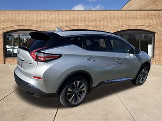 Used 2018 Nissan Murano SV video 3