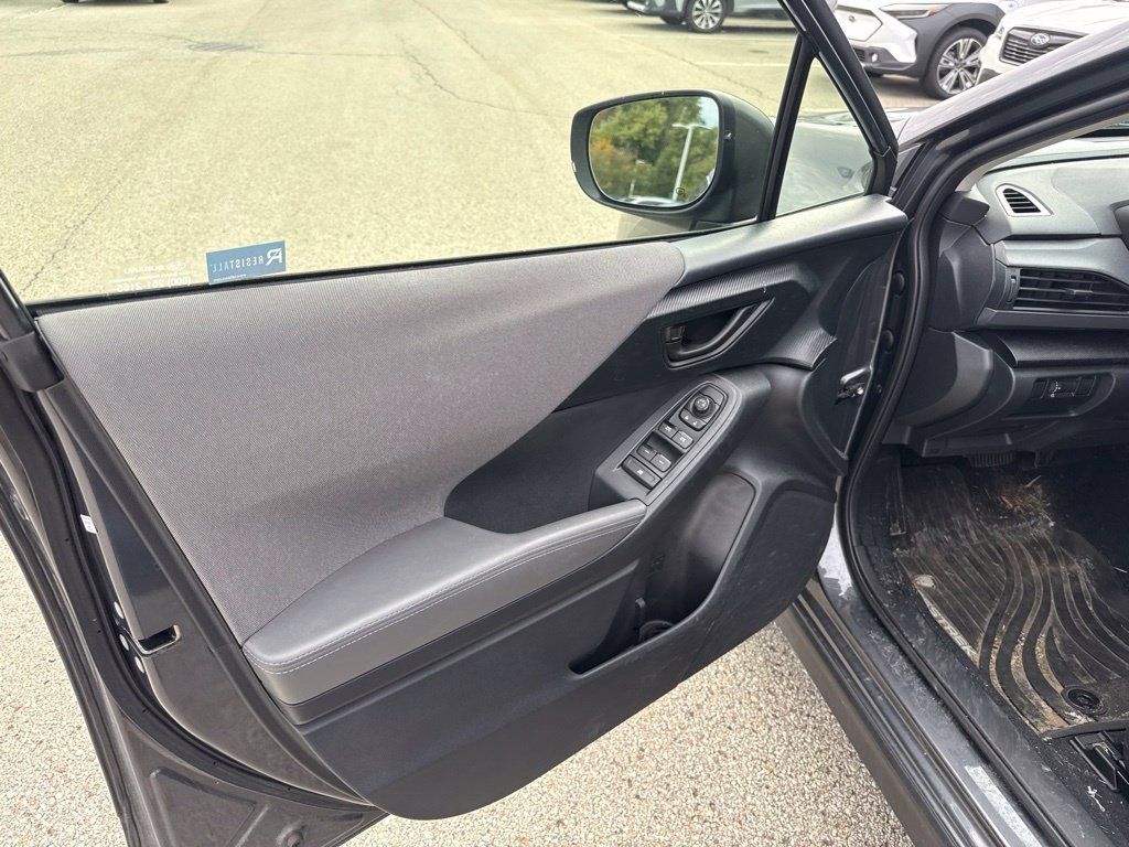 Used 2025 Subaru Crosstrek 2.5i Premium AWD/4WD image 14