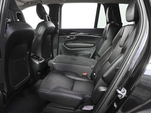 Used 2018 Volvo XC90 T5 Momentum w/ Convenience Package AWD/4WD image 21