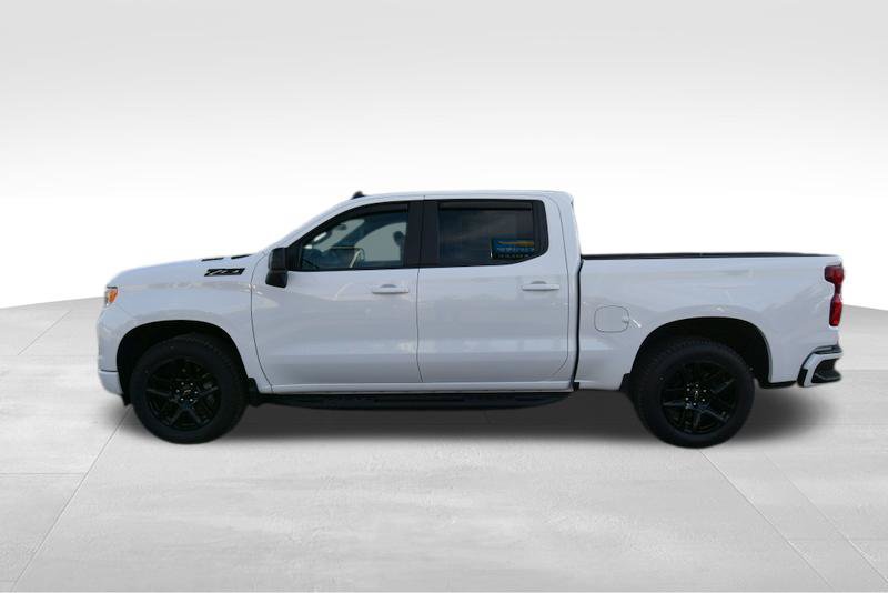 Used 2023 Chevrolet Silverado 1500 RST w/ Z71 Off-Road Package AWD/4WD image 4