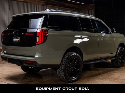Used 2025 Ford Expedition Tremor image 10