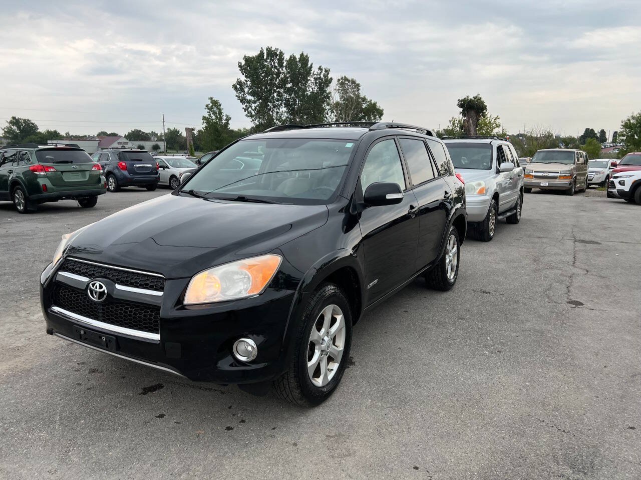 Used 2012 Toyota RAV4 Limited w/ Premium Plus Value Pkg AWD/4WD image 3
