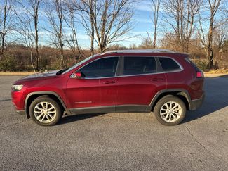 Used 2019 Jeep Cherokee Latitude w/ Popular Appearance Group video 2